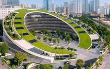 Viettel lãi kỷ lục hơn 54.000 tỷ, lương bình quân cũng tăng lên 33,5 triệu đồng/tháng