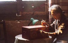 Bi kịch lớn nhất của một gia đình không phải là nghèo mà là con cái 30 tuổi rồi vẫn đinh ninh: 