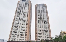 Hà Nội: Mâu thuẫn tháo hàng rào tôn sau bão Yagi, 5 người hầu toà