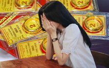 Chuyện “bán 1 cây vàng” thách thức sự kiên nhẫn của tất cả: Người trong cuộc ứa nước mắt, dân mạng không bình tĩnh nổi!
