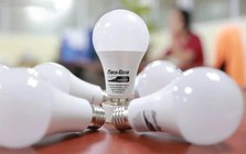 Huyền thoại hàng tiêu dùng Việt gặp khó vì 'đại hồng thủy' hàng Trung Quốc, vẫn trả cổ tức tiền mặt 50%, một 'người quen' ra tay cứu giúp