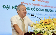Sau chuối và heo, Bầu Đức chuyển sang trồng dâu nuôi tằm: "Trên 1 hecta đất, dâu sẽ 'ngon hơn' tất cả các loại cây ta làm"
