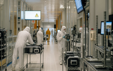 Mỹ đau đầu với giấc mộng ‘mang chip về nhà’: 1 con chip phải đi qua ít nhất 6 nước, 'vượt biên' 70 lần mới đến tay người dùng