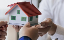 Đề xuất bỏ công chứng giao dịch tặng, cho bất động sản
