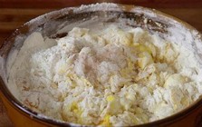 4 thứ “BỘT TRẮNG” phá mạch máu còn nhanh hơn ăn thịt mỡ, chẳng mấy mà cứng như đá