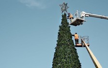 Góc nhìn chuyên gia: Nhịp chỉnh bất ngờ có thể xuất hiện sau đà tăng nóng, nhà đầu tư tránh FOMO mua đuổi giá cao