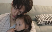 Bố mẹ có EQ cao không bao giờ làm những hành động này trước mặt con