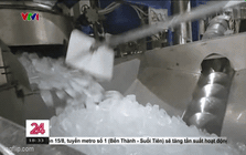 Sự thật gây sốc đằng sau những chuyến xe chở đá lạnh vào quán giải khát: Quy trình sản xuất lạnh gáy!