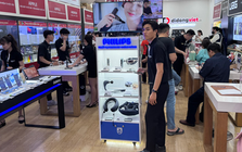 Hàng hóa đồng loạt giảm giá