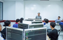 Biến động ngành công nghệ thông tin toàn cầu: Đại học dạy gì cho sinh viên?
