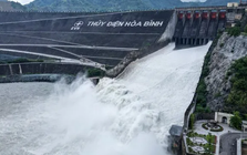 Thủy điện Hòa Bình sắp mở 1 cửa xả lũ, thông báo khẩn cho 6 tỉnh, thành phố Thủy điện Hòa Bình sắp mở 1 cửa xả lũ, thông báo khẩn cho 6 tỉnh, thành phố