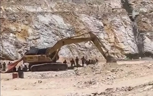 Sập cốt pha bê tông trên công trường cao tốc Quy Nhơn - Chí Thạnh, 2 người tử vong