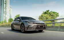 Toyota Camry 2025 - vị thế khó lật đổ trong phân khúc D-sedan tại Việt Nam Toyota Camry 2025 - vị thế khó lật đổ trong phân khúc D-sedan tại Việt Nam