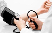37 tuổi nhưng huyết áp luôn 'cao vút', uống thuốc cũng khó hạ: Bác sĩ hé lộ 'thủ phạm' bất ngờ