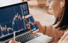 VN-Index liên tục vượt đỉnh, có nên đầu tư lúc này?