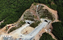 Từ ngày mai, một công trình hơn 12.000 tỷ đồng "xuyên núi" có 33 cây cầu của Việt Nam sẽ thông tuyến