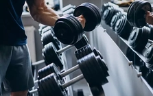 Hà Nội: Thanh niên 20 tuổi đột ngột ngất xỉu, ngừng tim khi đang tập gym Hà Nội: Thanh niên 20 tuổi đột ngột ngất xỉu, ngừng tim khi đang tập gym