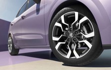 Mẫu xe điện đang bán tại Việt Nam ra mắt bản nâng cấp tại Trung Quốc: giá từ 269 triệu đồng, đi Hà Nội - Quảng Trị chỉ trong một lần sạc