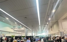 Bất ngờ sân bay Tân Sơn Nhất ngày đầu năm mới