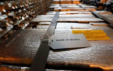 Các lệnh trừng phạt tan biến: EU đã mua lượng kim loại trị giá 2 tỷ euro từ Nga