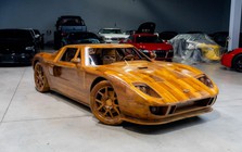 Bỏ 4.000 giờ để đẽo gỗ thành... Ford GT tỷ lệ 1:1, nghệ nhân Bỉ tạo ra món đồ chơi khiến giới sưu tầm 'phát cuồng'