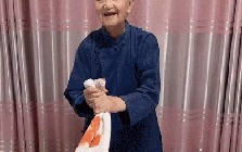 Tan chảy trước cụ bà 95 tuổi: Sống 1 mình bình yên, không làm gánh nặng cho con cháu