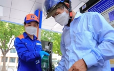 Giá xăng sắp đứt mạch giảm?