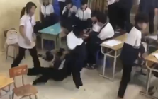 Công an vào cuộc vụ 6 nữ sinh hành hung bạn ngay trong lớp học