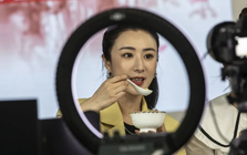 Cả thế giới không sống nổi nếu thiếu thứ này, Trung Quốc chỉ cười mỉm: “Chẳng cần, chúng tôi tự làm được”