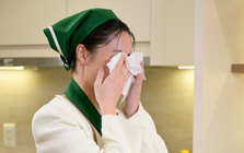 Lương Thùy Linh bật khóc