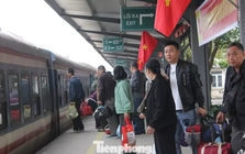 Hàng không, đường sắt tăng chuyến Tết, giá vé có giảm không?