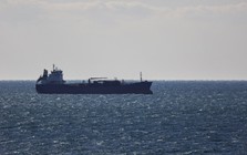 Đang trên đường đi nhận dầu tại Nga, siêu tàu chở dầu thuộc 'hạm đội bóng tối' đột ngột quay đầu về