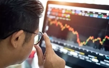 Góc nhìn chuyên gia: Chứng khoán có thể xuất hiện nhịp chỉnh trước khi hướng lên đỉnh cũ 1.900, nhà đầu tư không nên hưng phấn thái quá