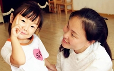 Một hành động của trẻ khiến nhiều cha mẹ lầm tưởng là EQ cao, thực chất chỉ là khôn vặt!