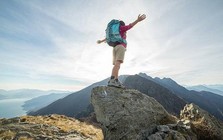 VNDirect: VN-Index có thể cán mốc 2.099 điểm, loạt nhóm cổ phiếu sẽ được "tái định giá" trong năm 2026