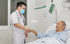 Người đàn ông 53 tuổi đột ngột ngã gục, hôn mê sâu ngay khi vừa chơi tennis, bác sĩ bệnh viện Đức Giang đưa ra khuyến cáo