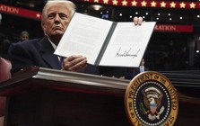 Nhìn lại một năm ông Donald Trump trở lại Nhà Trắng