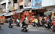Cảnh tượng bất ngờ ở Chợ Lớn ngày giáp Tết