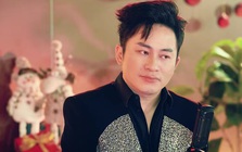 Tùng Dương bay từ Hà Nội vào TP.HCM, gần 2 giờ sáng làm một việc