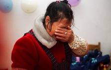 Gửi tiết kiệm 3,4 tỷ/5năm, tới lúc rút thì ngân hàng thông báo phải đóng thêm 25 năm nữa: "Lúc đó nhận 26 tỷ"