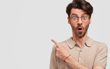 Cập nhật BCTC quý 4/2025 chiều ngày 22/1: Doanh nghiệp hàng không của ông Johnathan Hạnh Nguyễn báo lãi gấp 3 lần cùng kỳ, Vinaship báo lãi quý 4 tăng 23%