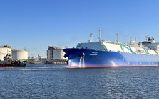 ‘Không còn sự lựa chọn nào khác’: Tránh được Nga, châu Âu lại mắc kẹt vào chiếc ‘bẫy’ 750 tỷ euro với Mỹ