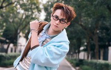 Tân binh Vbiz vừa chào sân đã bán sạch 6.500 bản, gần trăm nghìn lượt quan tâm, thu hút fan từ 12 quốc gia