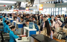 Đi làm Tết Nguyên đán, người lao động được hưởng bao nhiêu phần trăm lương?