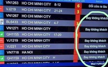 Choáng với cảnh "Bay không khách" đỏ rực sân bay, lý do vé Tết đắt là đây