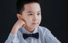 Cuộc sống hiện tại quá đỗi bất ngờ của cậu bé thần đồng 3 tuổi biết hơn 1000 chữ: Gia đình em quá nhìn xa trông rộng!