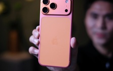 Tưởng chỉ là "đồn trên mạng", iPhone 17 Pro Max "đổi màu" từ Cam sang Hồng nay đã xuất hiện tại Việt Nam