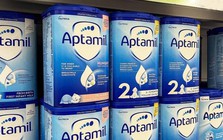Nguồn cơn vụ sữa Aptamil bị thu hồi: Tương tự vụ sữa NAN của Nestle, đều từ một nhà cung cấp nguyên liệu sinh học lớn của Trung Quốc