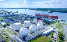 GAS ngược dòng tăng trần giữa phiên 'đỏ lửa', hé lộ loạt hợp đồng nghìn tỷ vừa ký kết