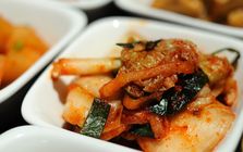 Cả gia đình 3 người lần lượt qua đời: Bác sĩ liên tục cảnh báo 4 loại thực phẩm để lâu trong tủ lạnh có thể “tiếp tay” cho ung thư